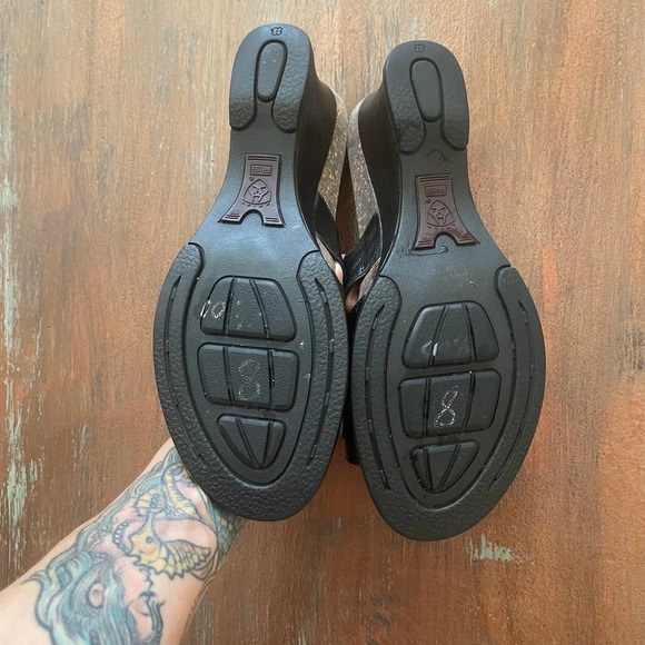 Ariat Women's Wedge Leather Slip On Sandals Sz 8 - Picture 7 of 9